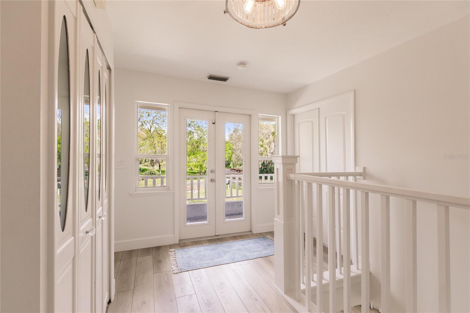 FIRETHORNE LAKES - Residential