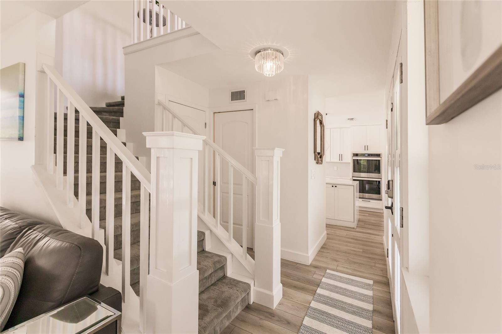 FIRETHORNE LAKES - Residential