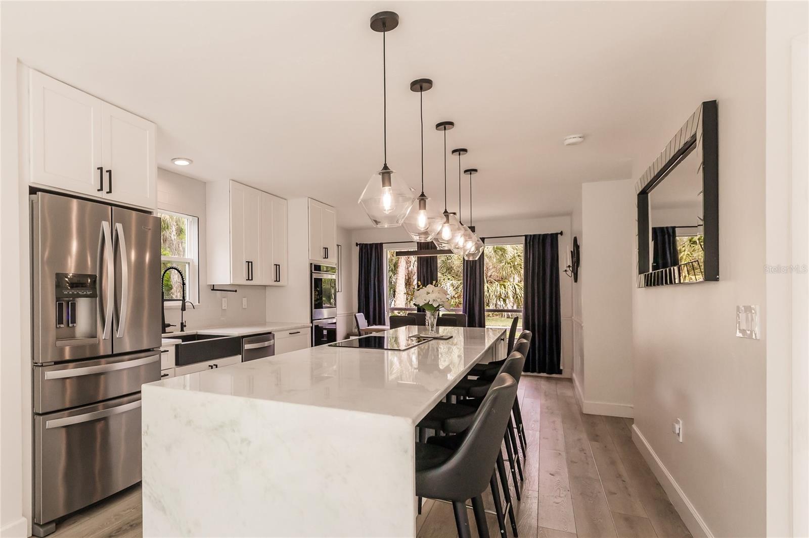 FIRETHORNE LAKES - Residential