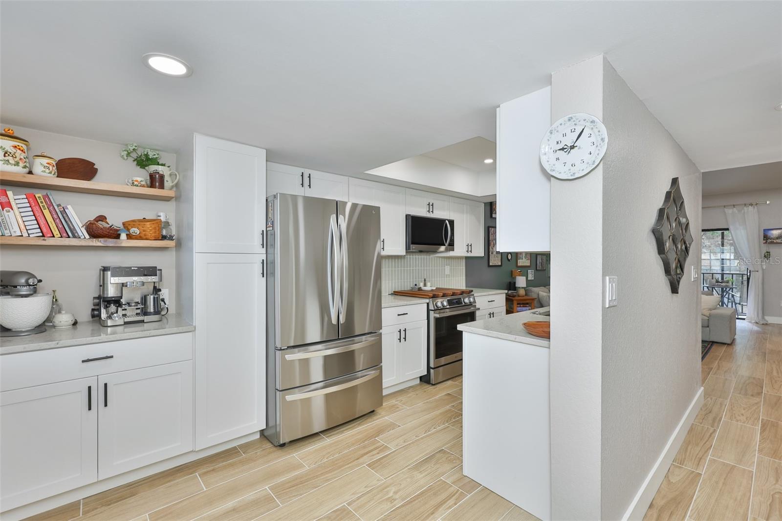OAKS OF SEMINOLE CONDO - Residential