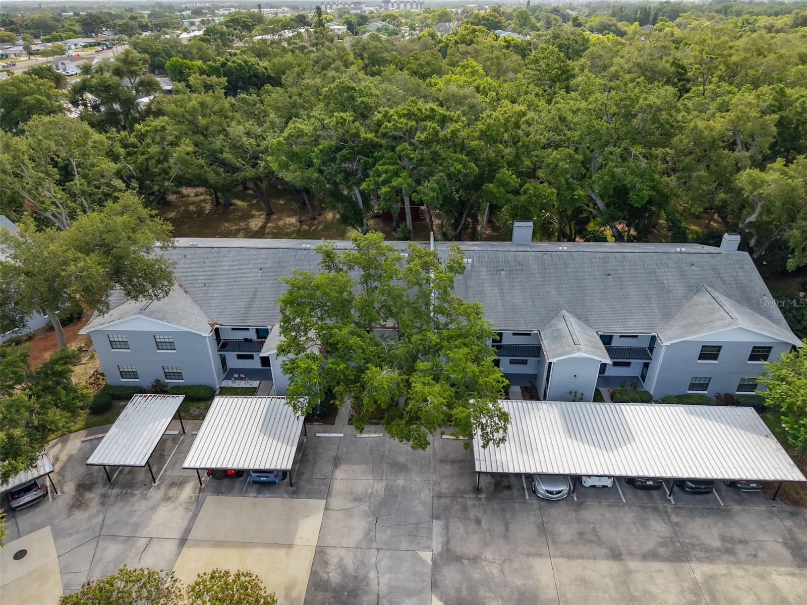 OAKS OF SEMINOLE CONDO - Residential