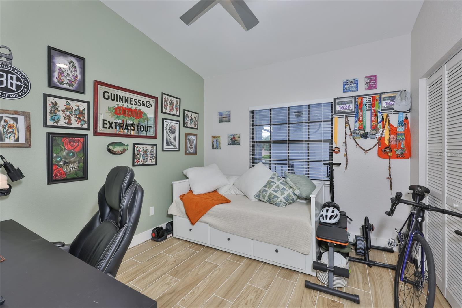 OAKS OF SEMINOLE CONDO - Residential