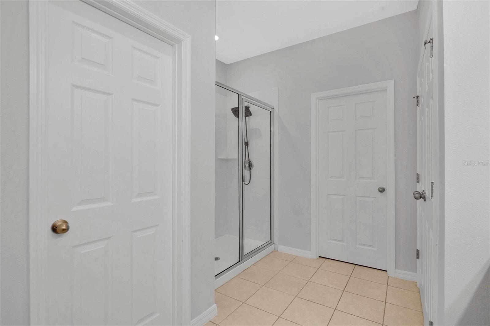 LAKE DENHAM ESTATES - Residential