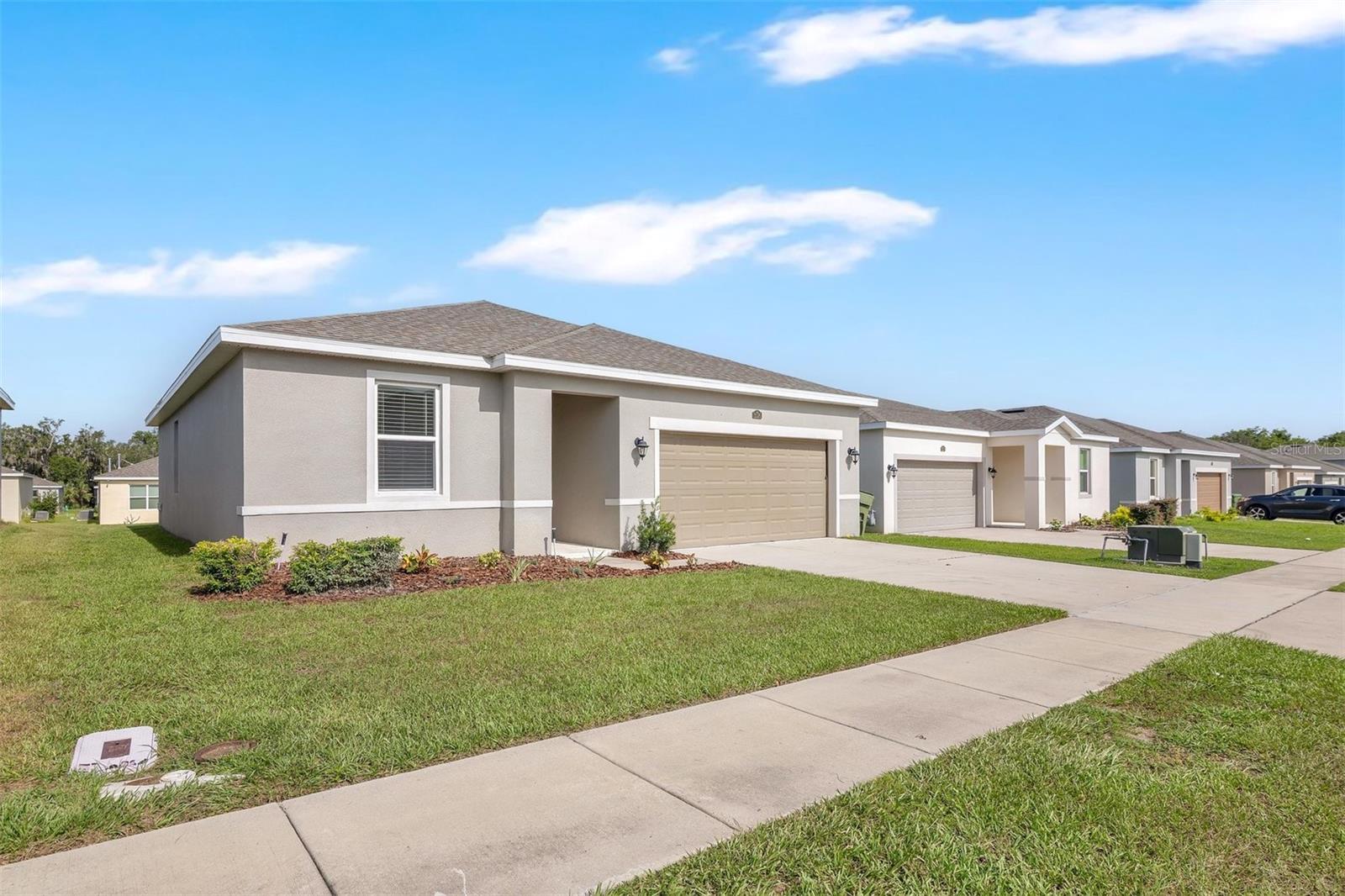 LAKE DENHAM ESTATES - Residential