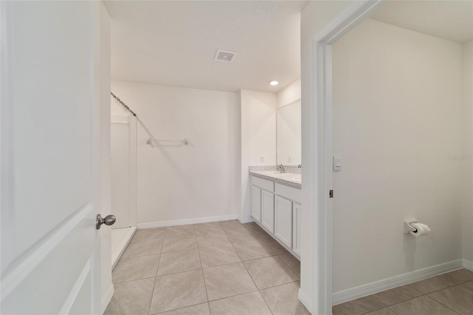OCALA CROSSINGS SOUTH - Residential Lease