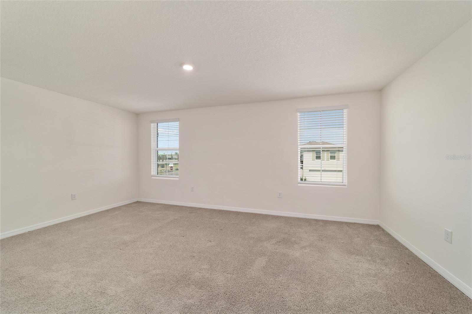 OCALA CROSSINGS SOUTH - Residential Lease