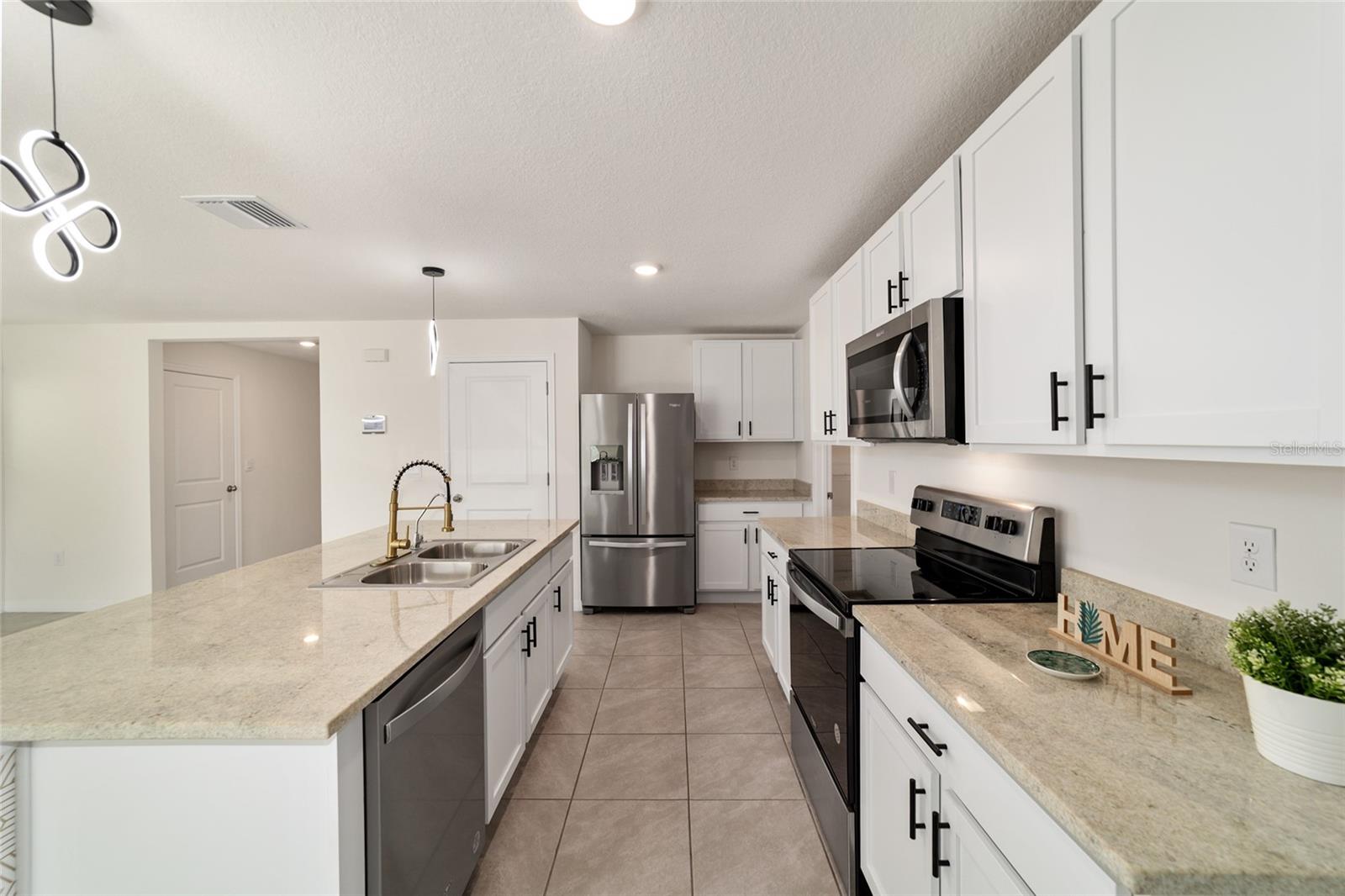 OCALA CROSSINGS SOUTH - Residential Lease