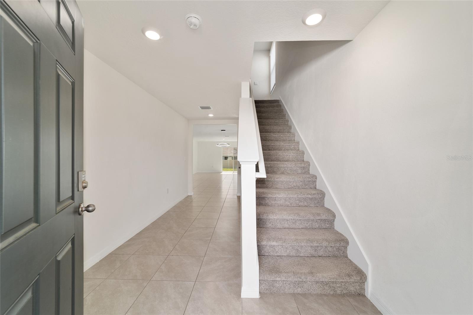 OCALA CROSSINGS SOUTH - Residential Lease