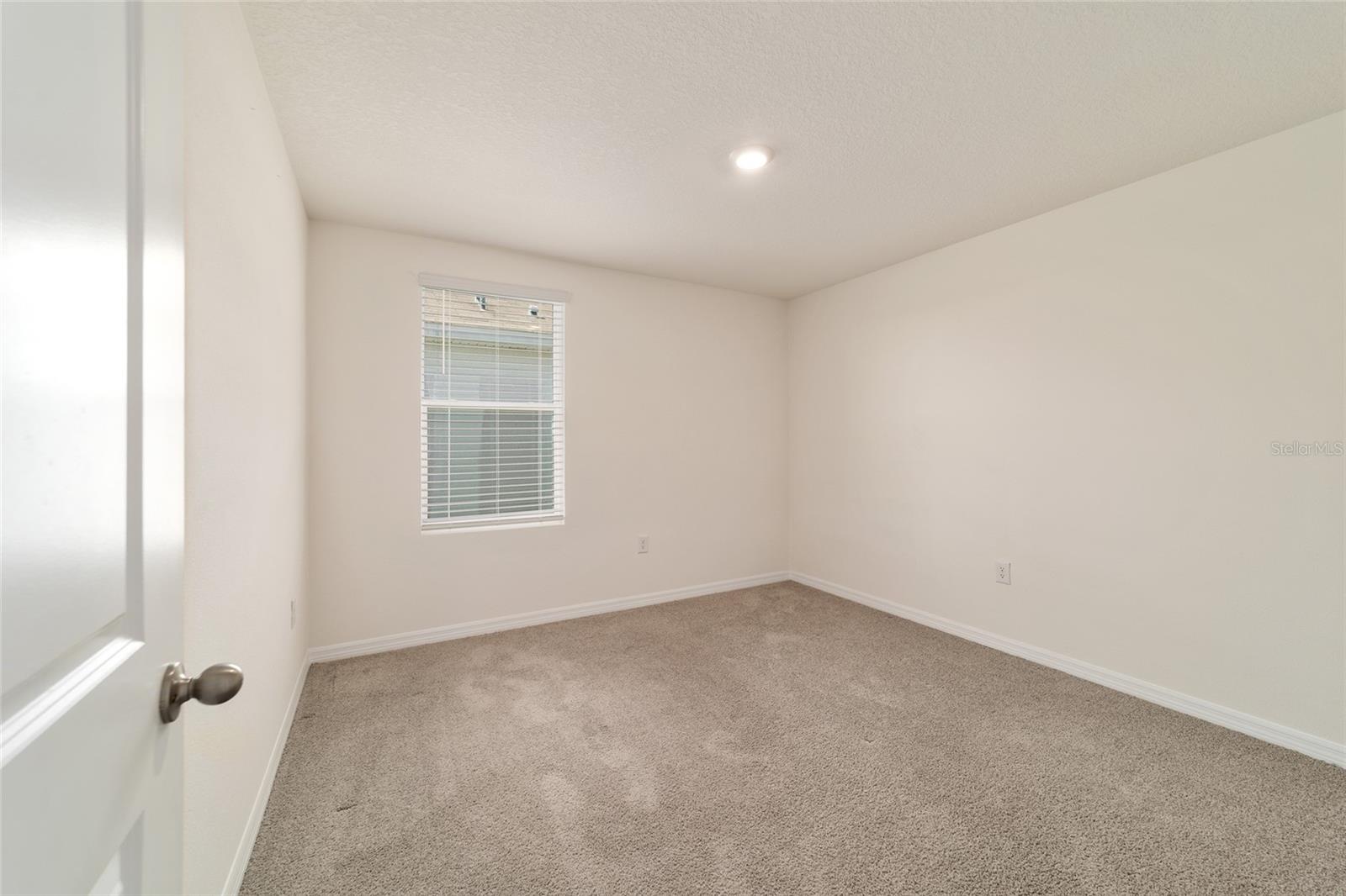 OCALA CROSSINGS SOUTH - Residential Lease