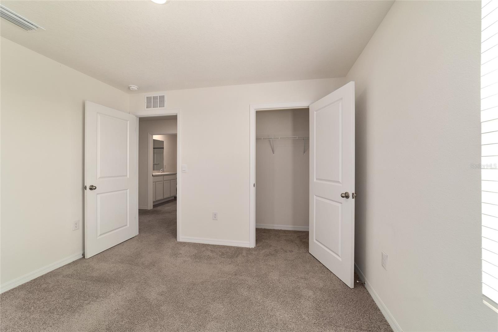 OCALA CROSSINGS SOUTH - Residential Lease