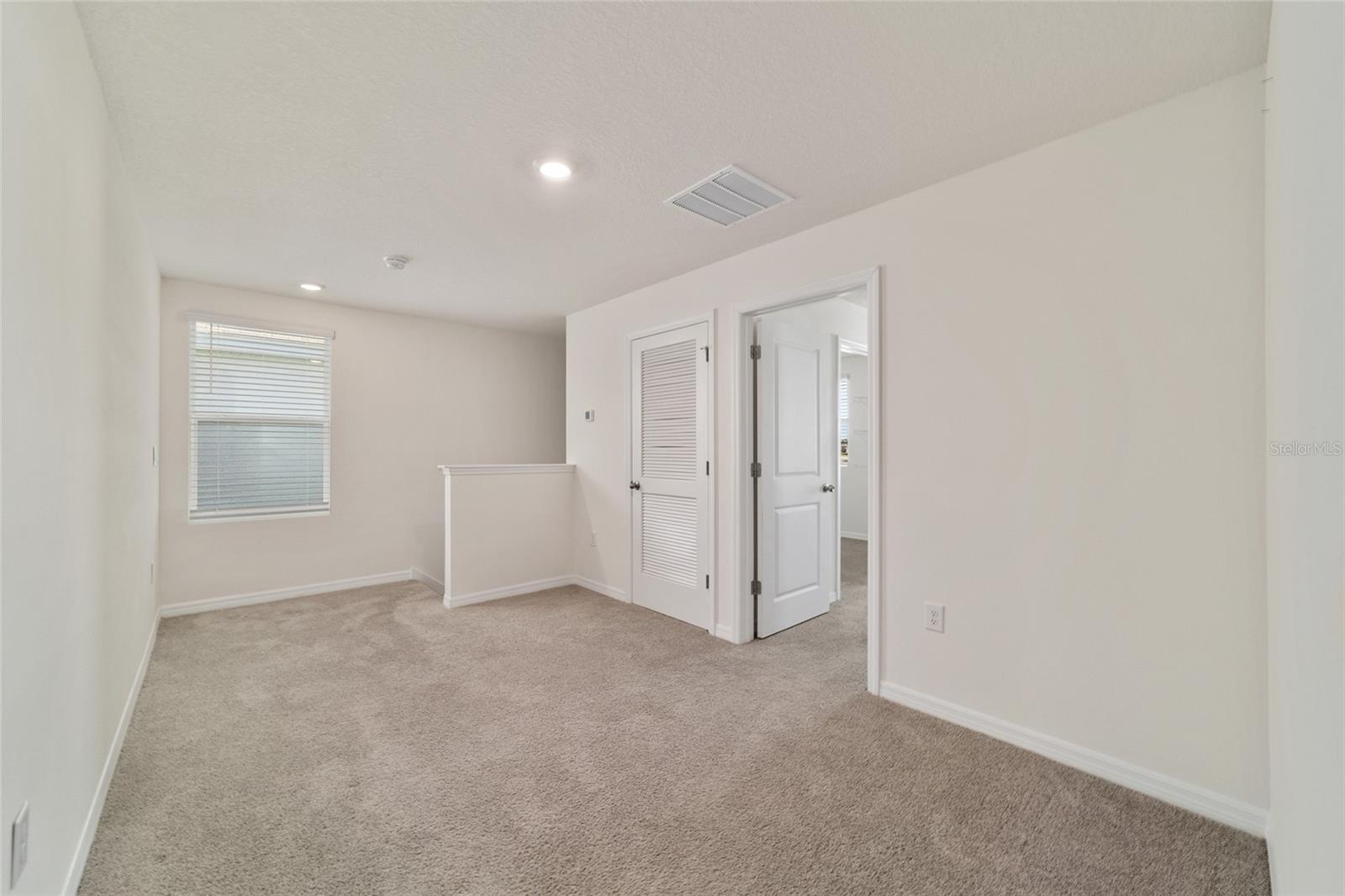 OCALA CROSSINGS SOUTH - Residential Lease