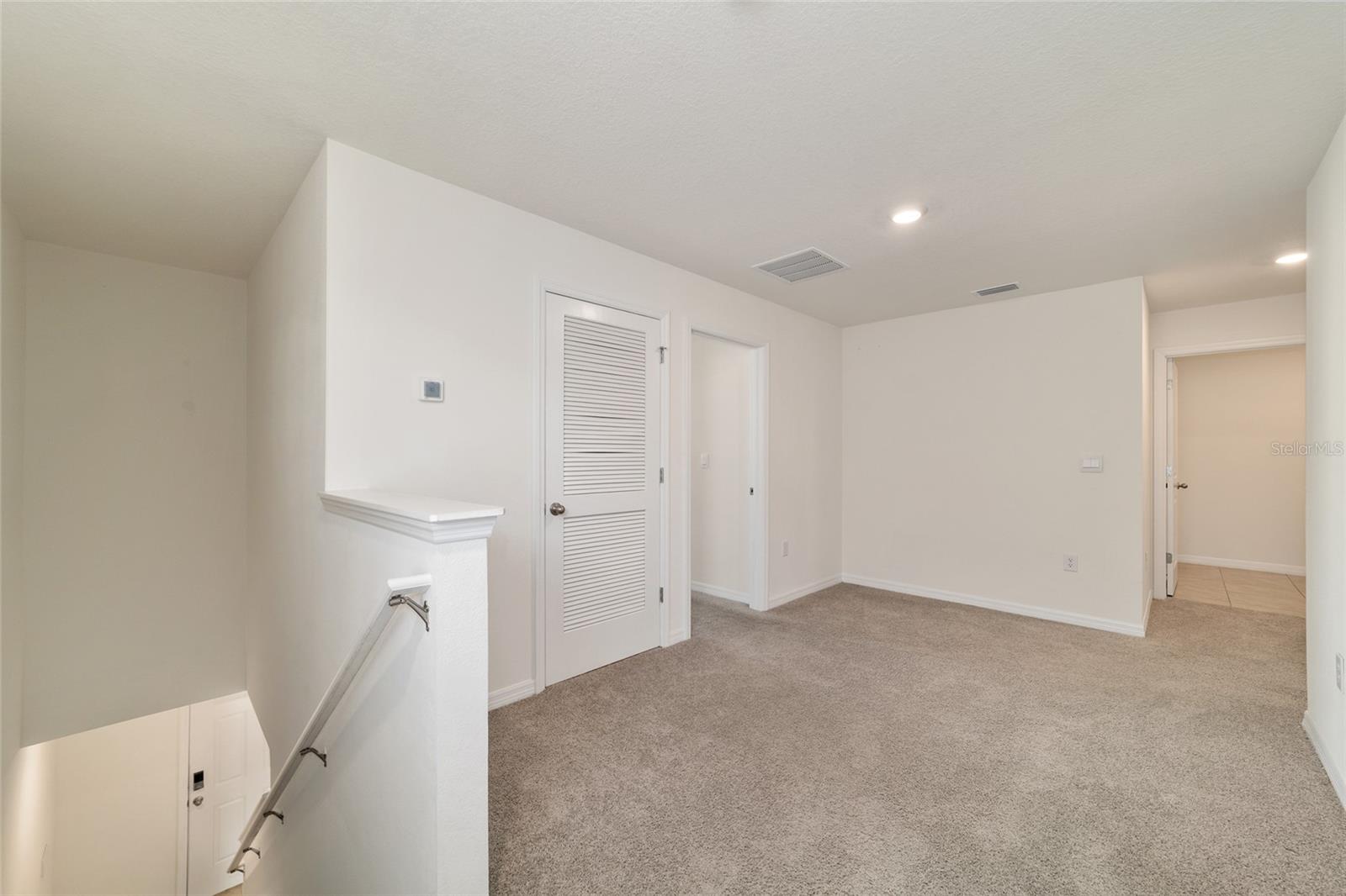 OCALA CROSSINGS SOUTH - Residential Lease
