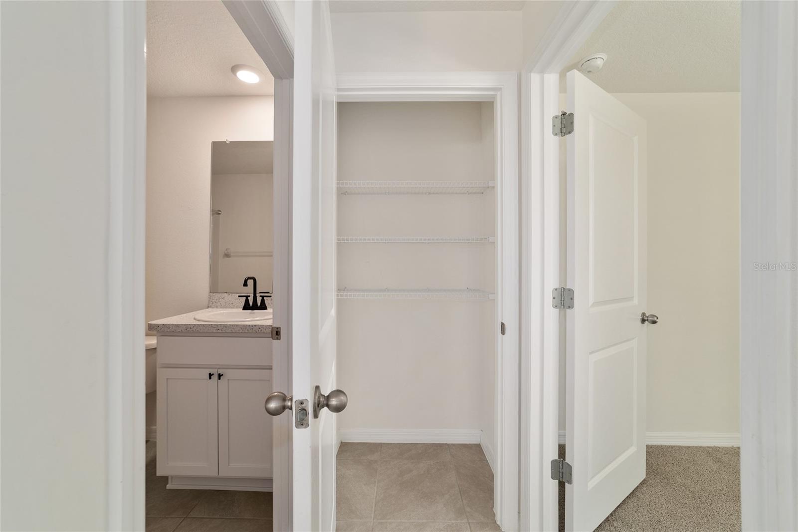 OCALA CROSSINGS SOUTH - Residential Lease