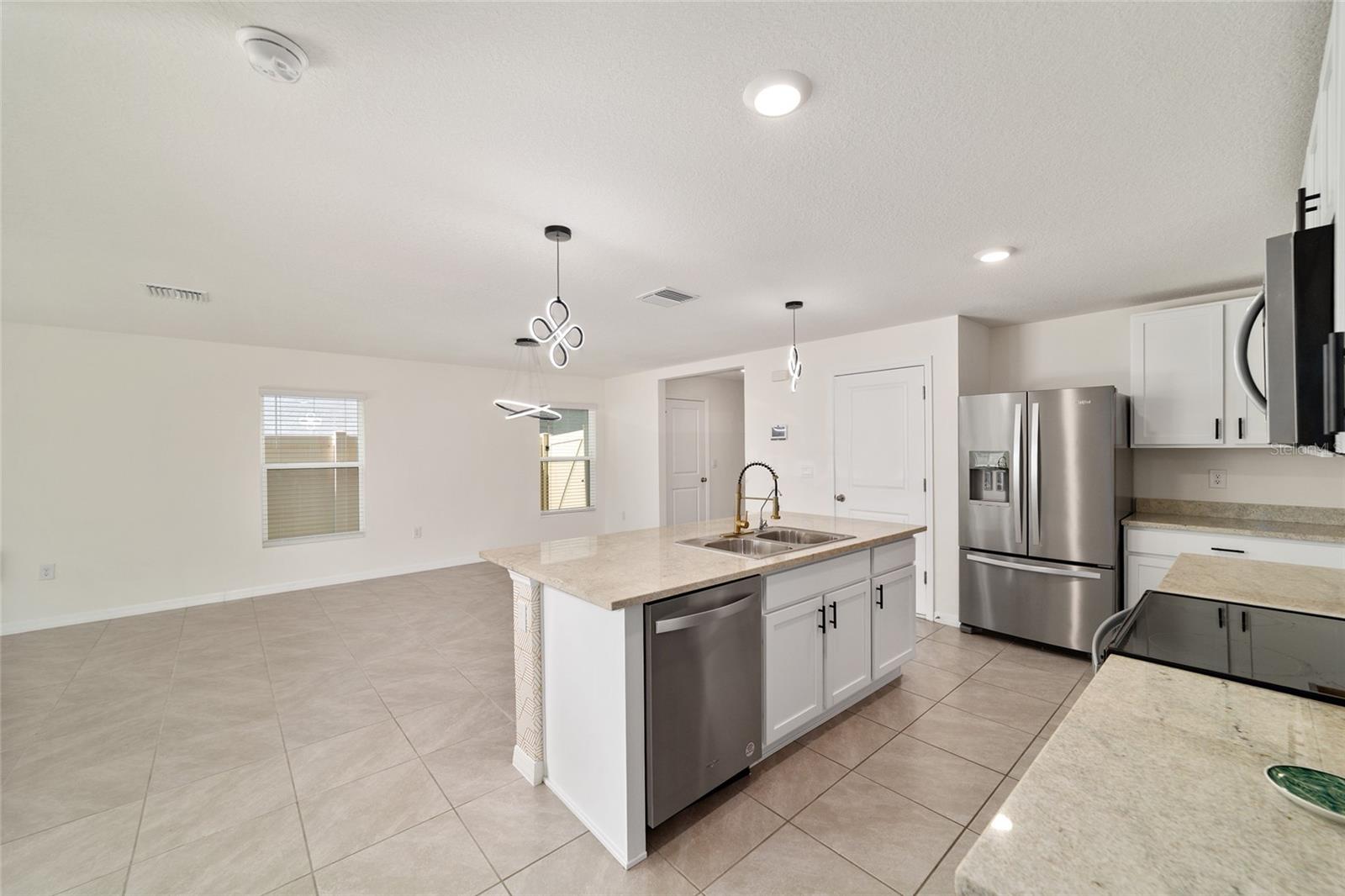 OCALA CROSSINGS SOUTH - Residential Lease
