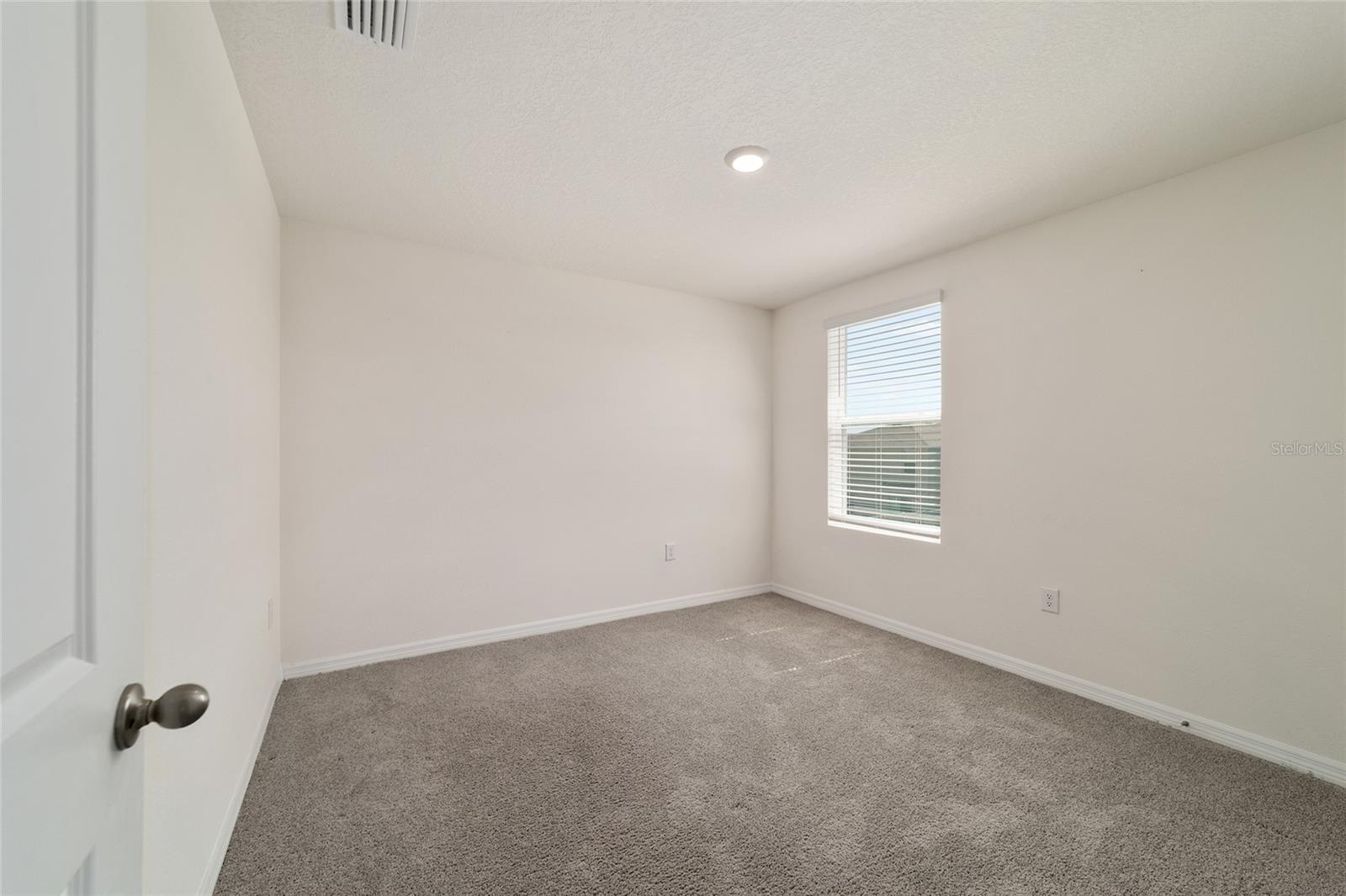 OCALA CROSSINGS SOUTH - Residential Lease