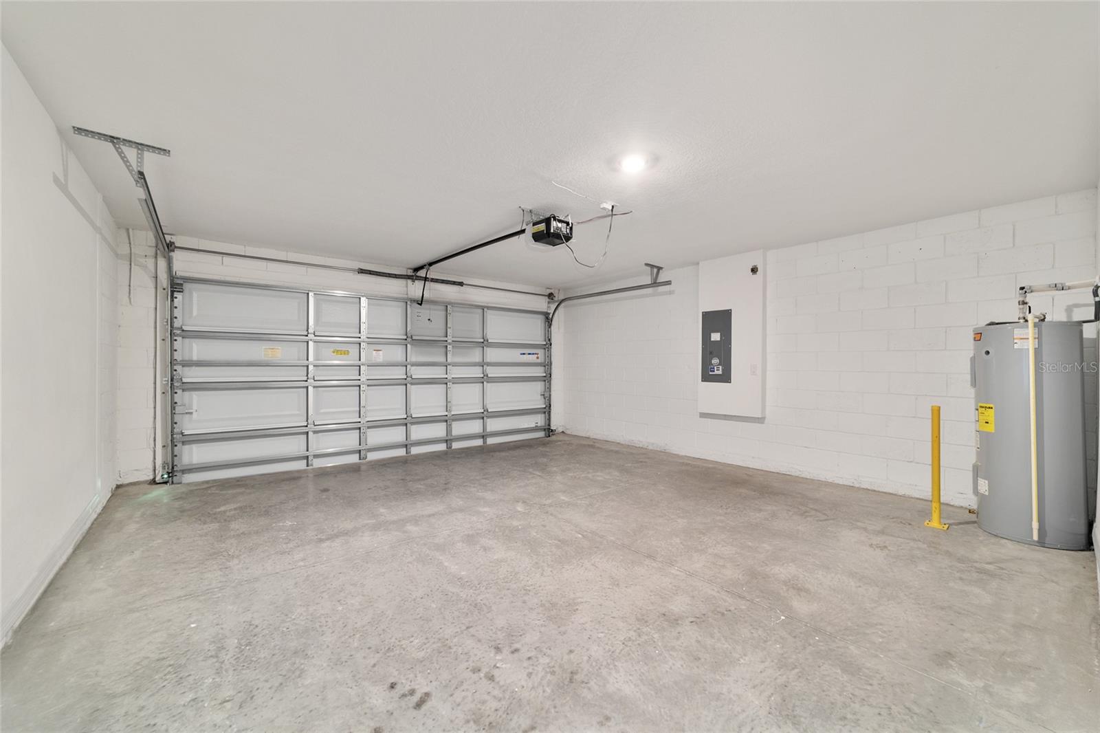 OCALA CROSSINGS SOUTH - Residential Lease