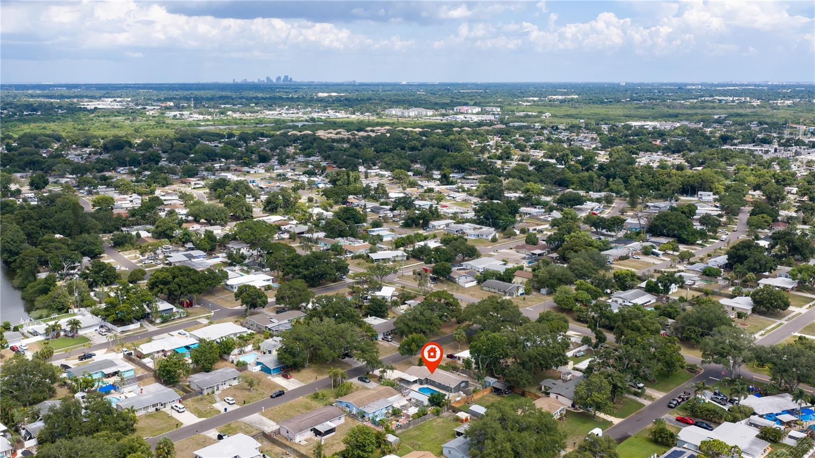 CROSS BAYOU ESTATES 1ST ADD - Residential