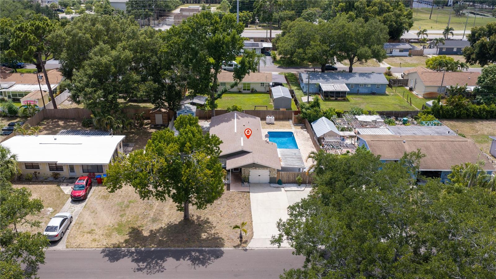 CROSS BAYOU ESTATES 1ST ADD - Residential