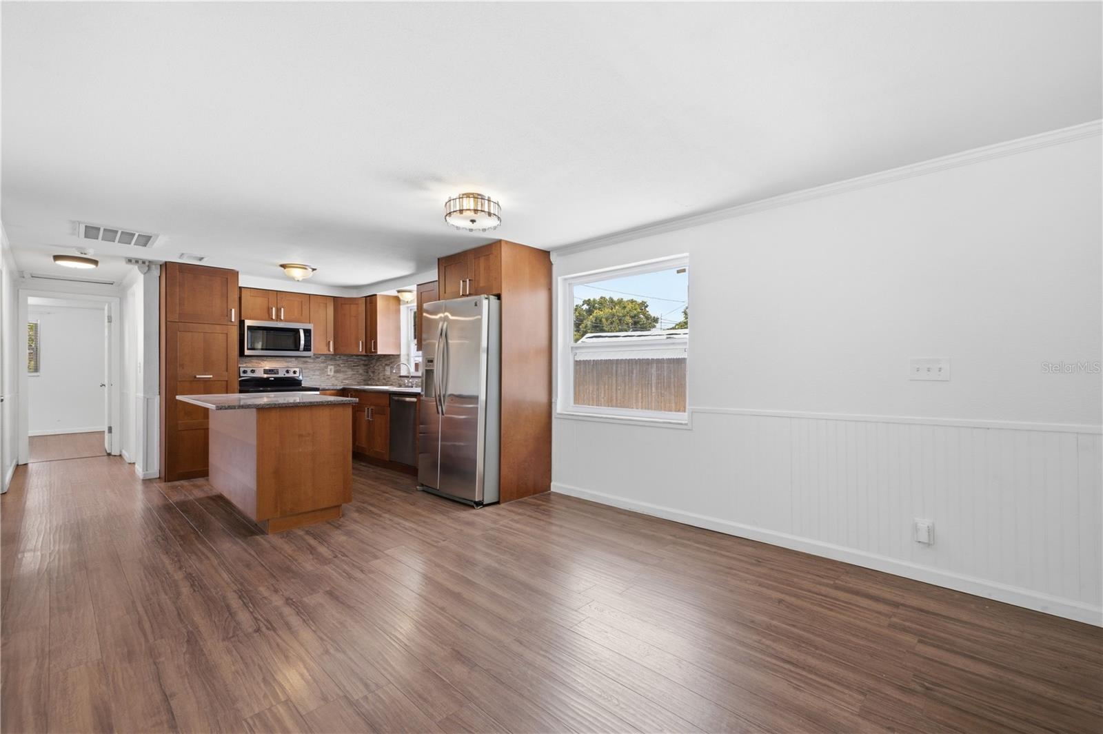 CROSS BAYOU ESTATES 1ST ADD - Residential