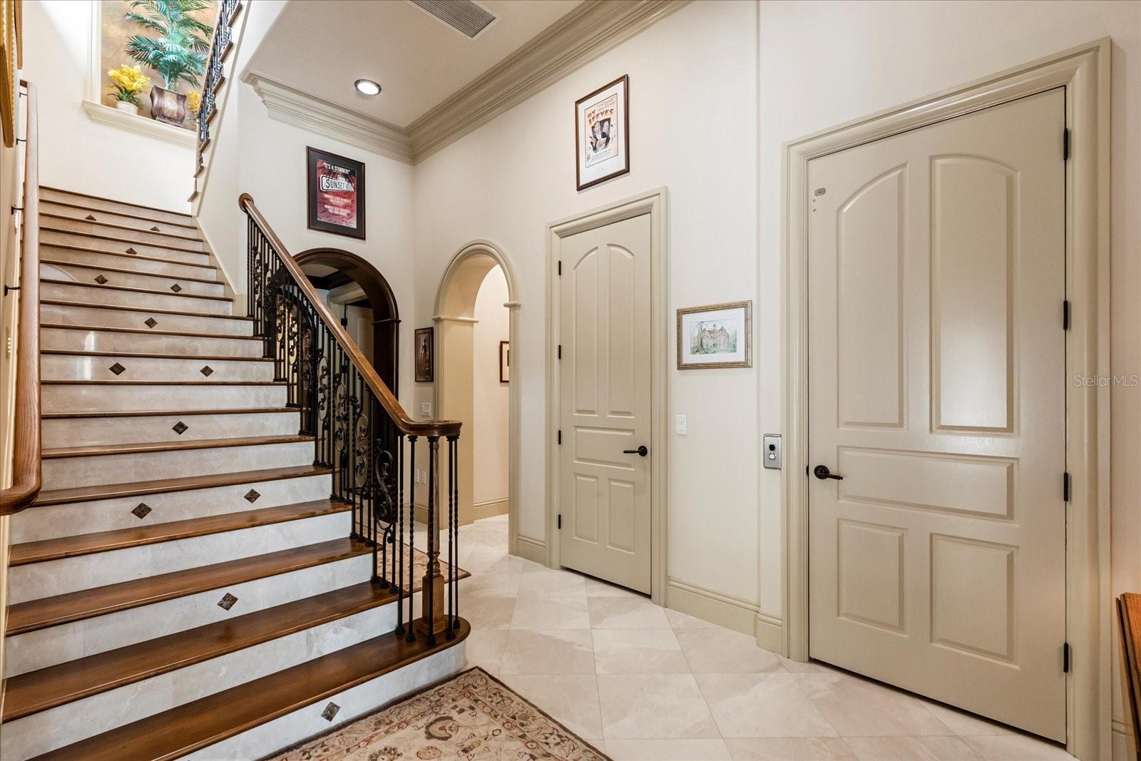 HAPPY TRAILS UNIT 5 - Residential
