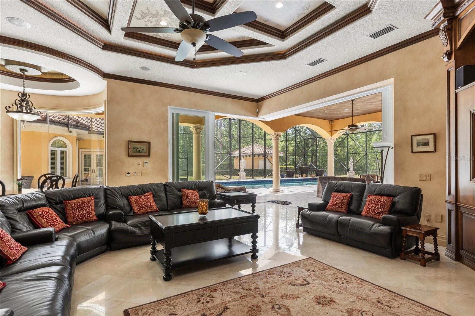 HAPPY TRAILS UNIT 5 - Residential