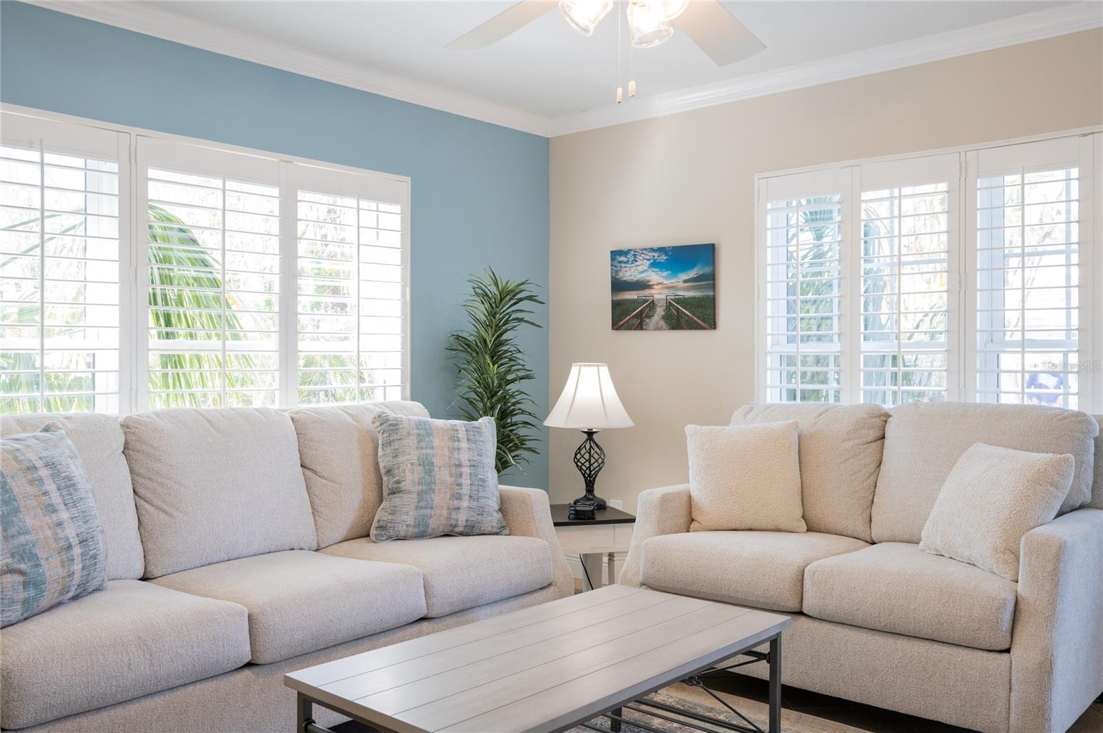 BAY PALMS - Residential