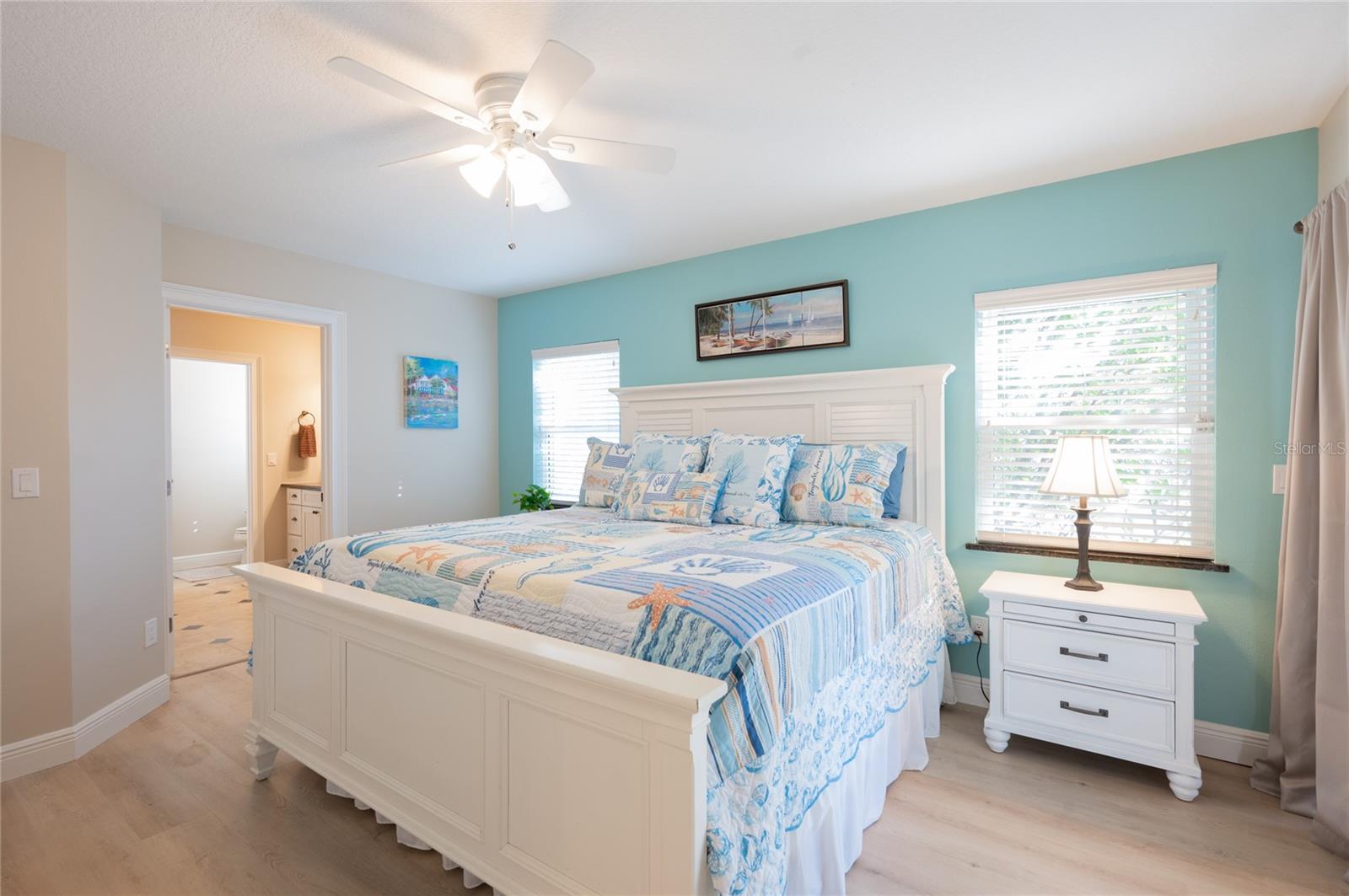 BAY PALMS - Residential
