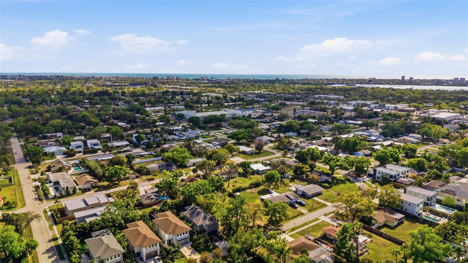RIDGEWOOD - Land