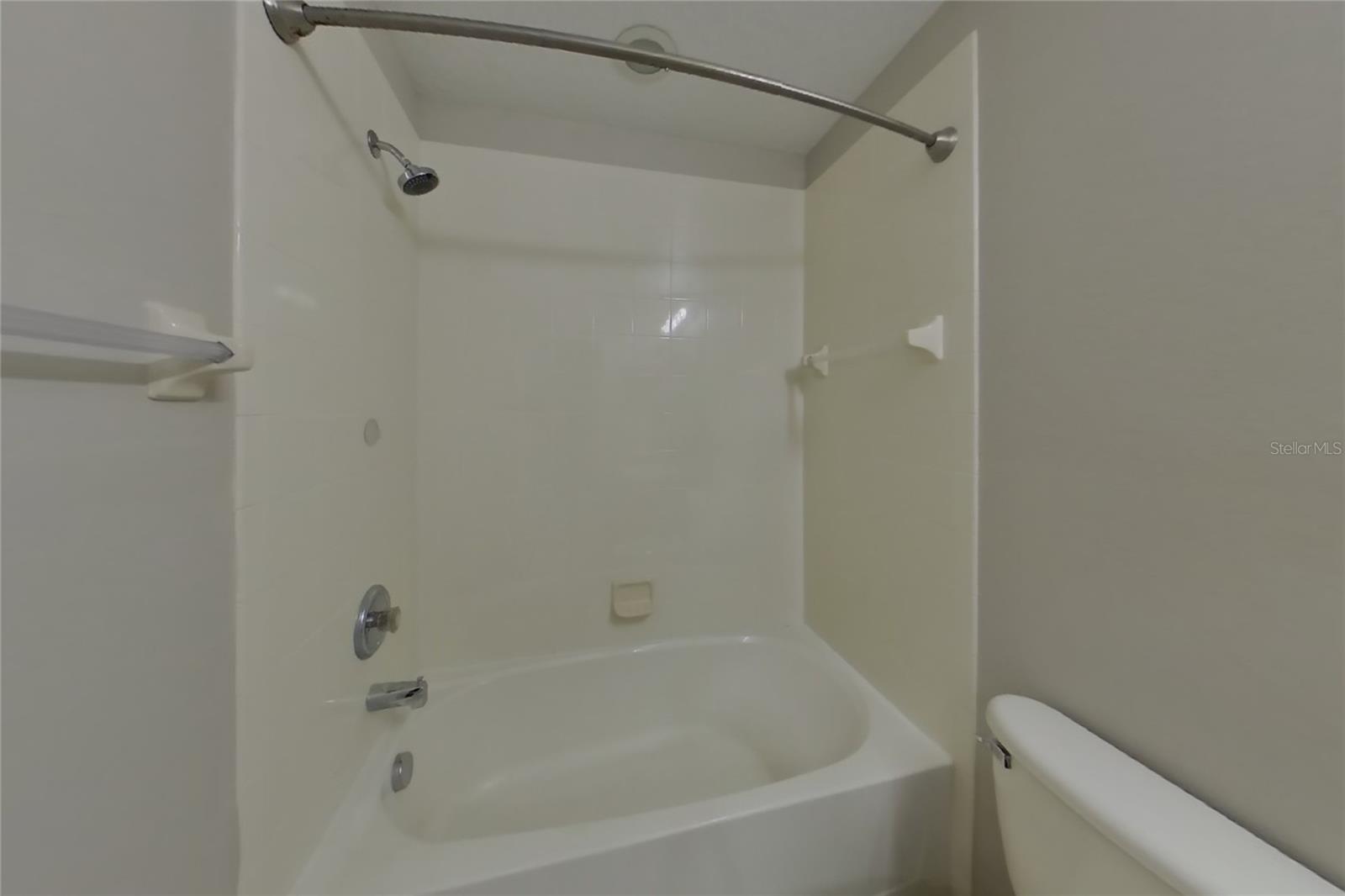 STONE CRK A-1 & A-2 - Residential Lease