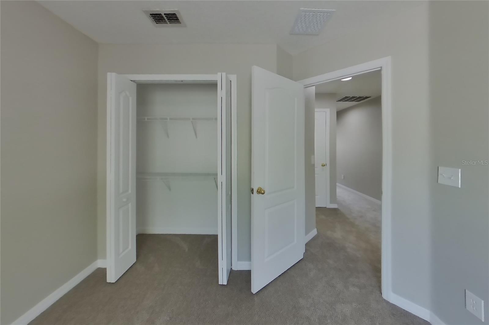 STONE CRK A-1 & A-2 - Residential Lease