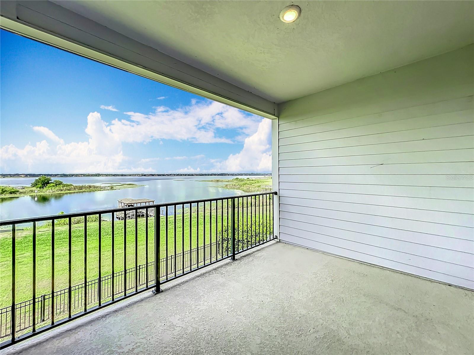 SAND LAKE SOUND - Residential