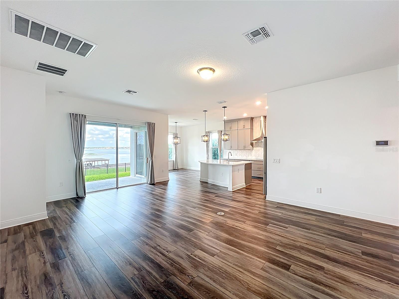 SAND LAKE SOUND - Residential