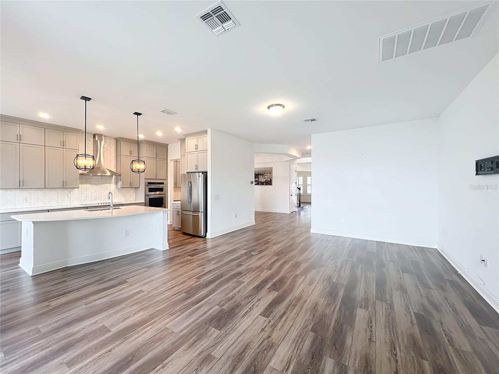SAND LAKE SOUND - Residential