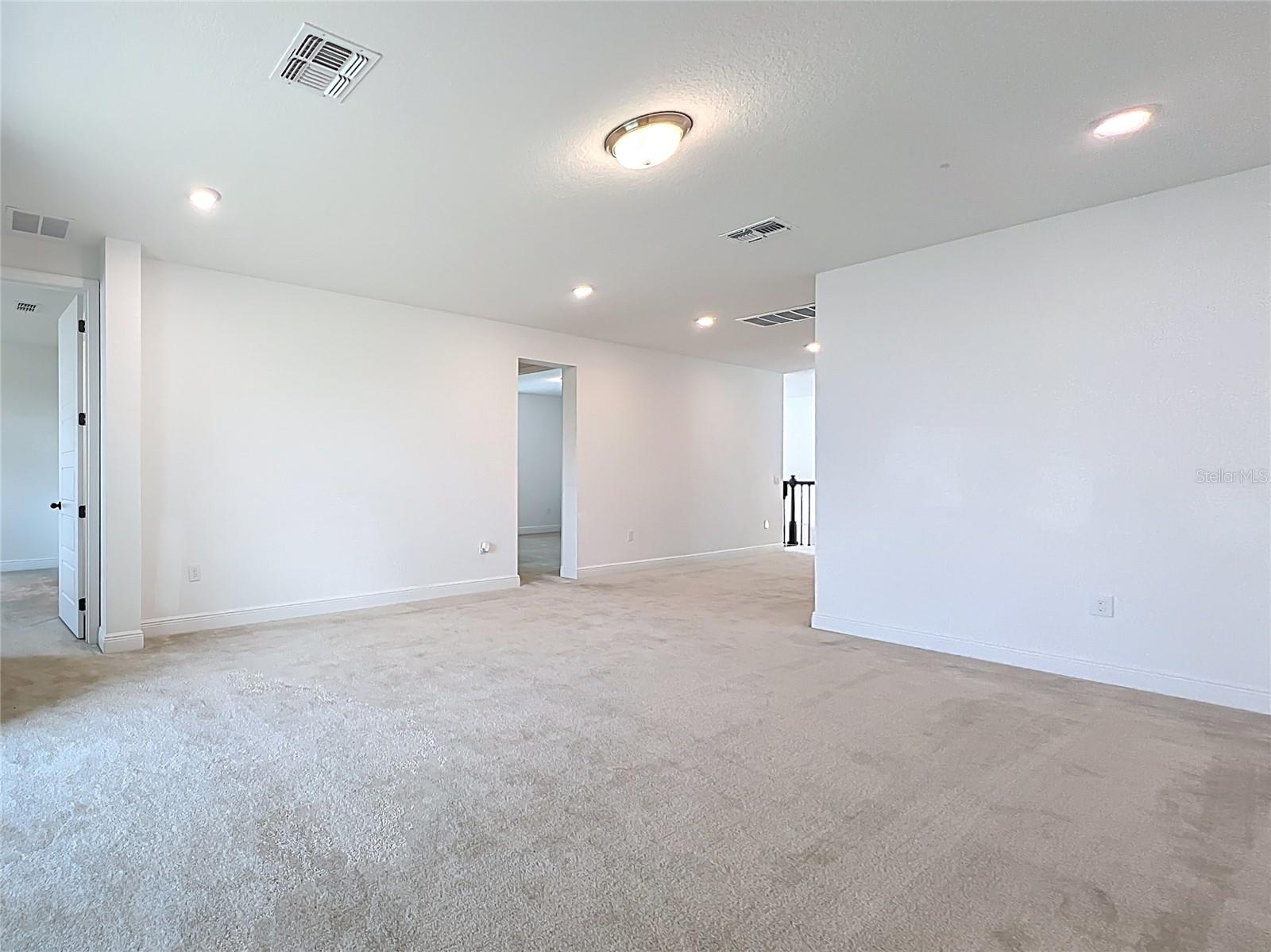 SAND LAKE SOUND - Residential