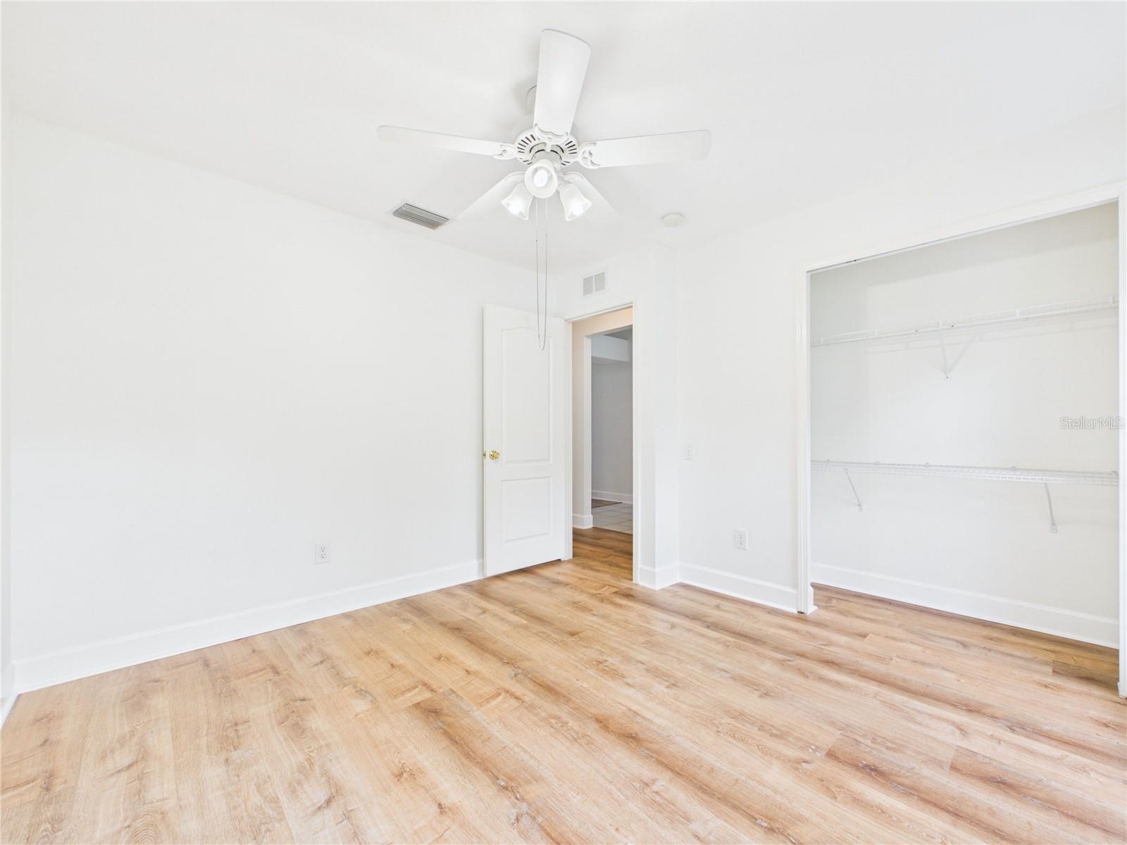 SOUTH POINTE PH 6 - Residential Lease