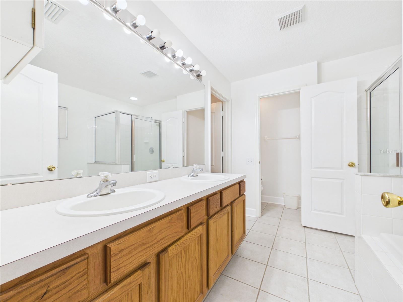 SOUTH POINTE PH 6 - Residential Lease