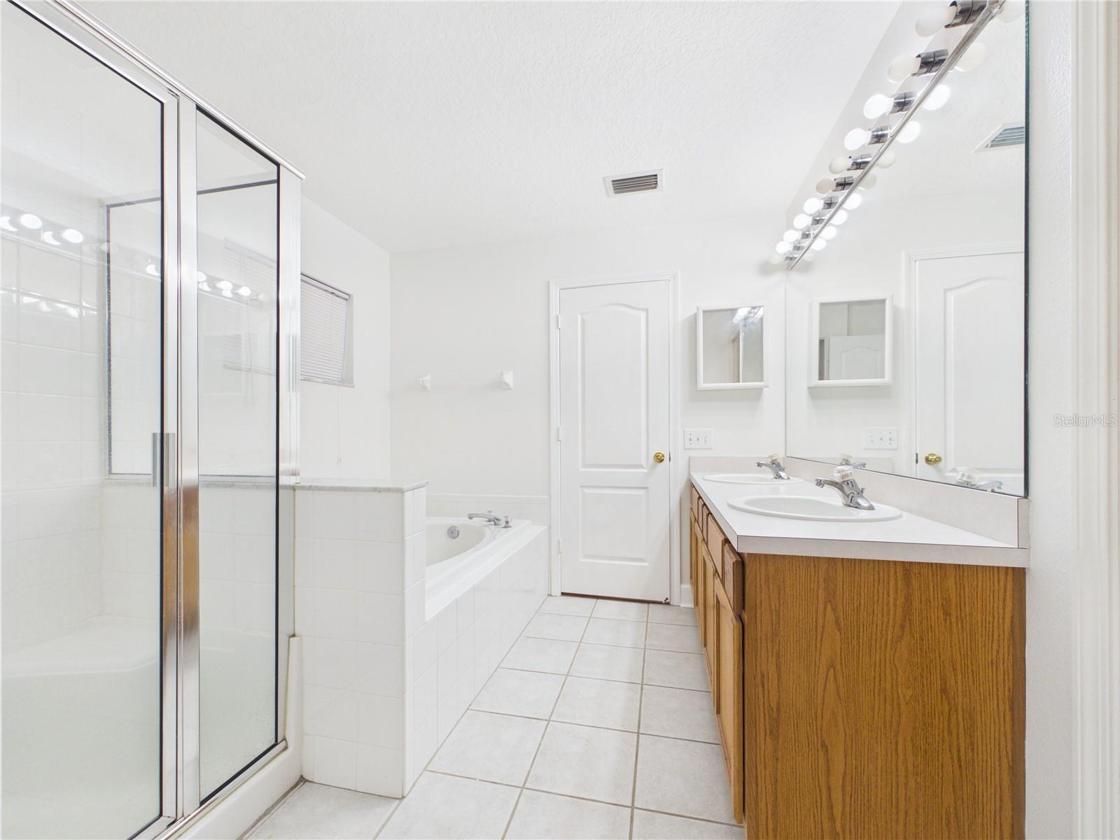 SOUTH POINTE PH 6 - Residential Lease
