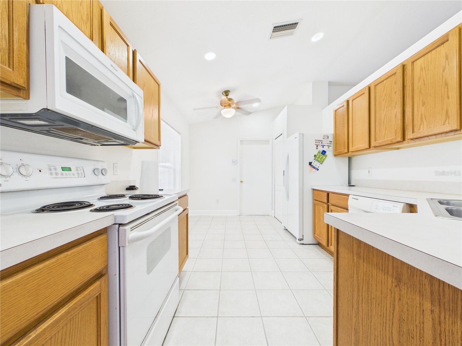 SOUTH POINTE PH 6 - Residential Lease