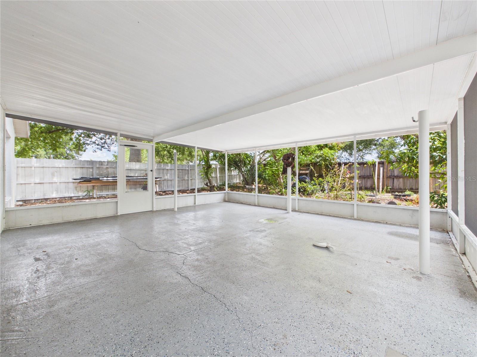 SOUTH POINTE PH 6 - Residential Lease