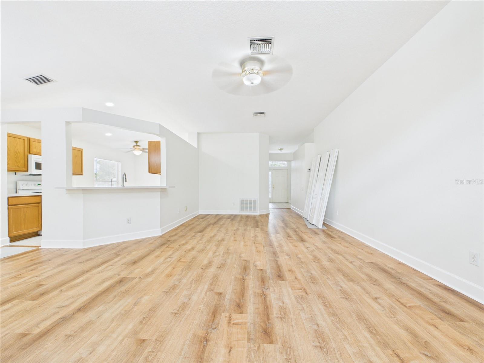 SOUTH POINTE PH 6 - Residential Lease