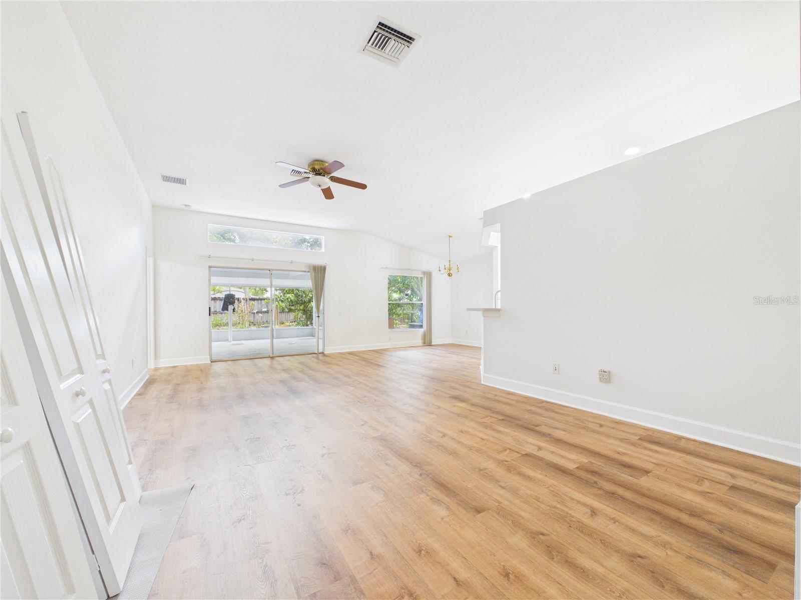SOUTH POINTE PH 6 - Residential Lease
