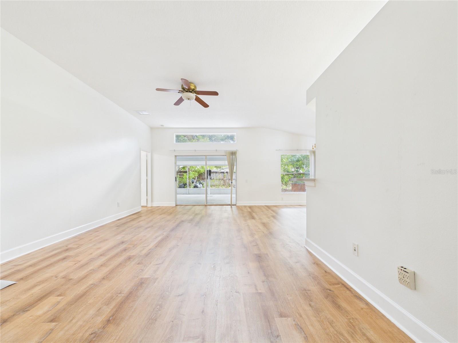 SOUTH POINTE PH 6 - Residential Lease