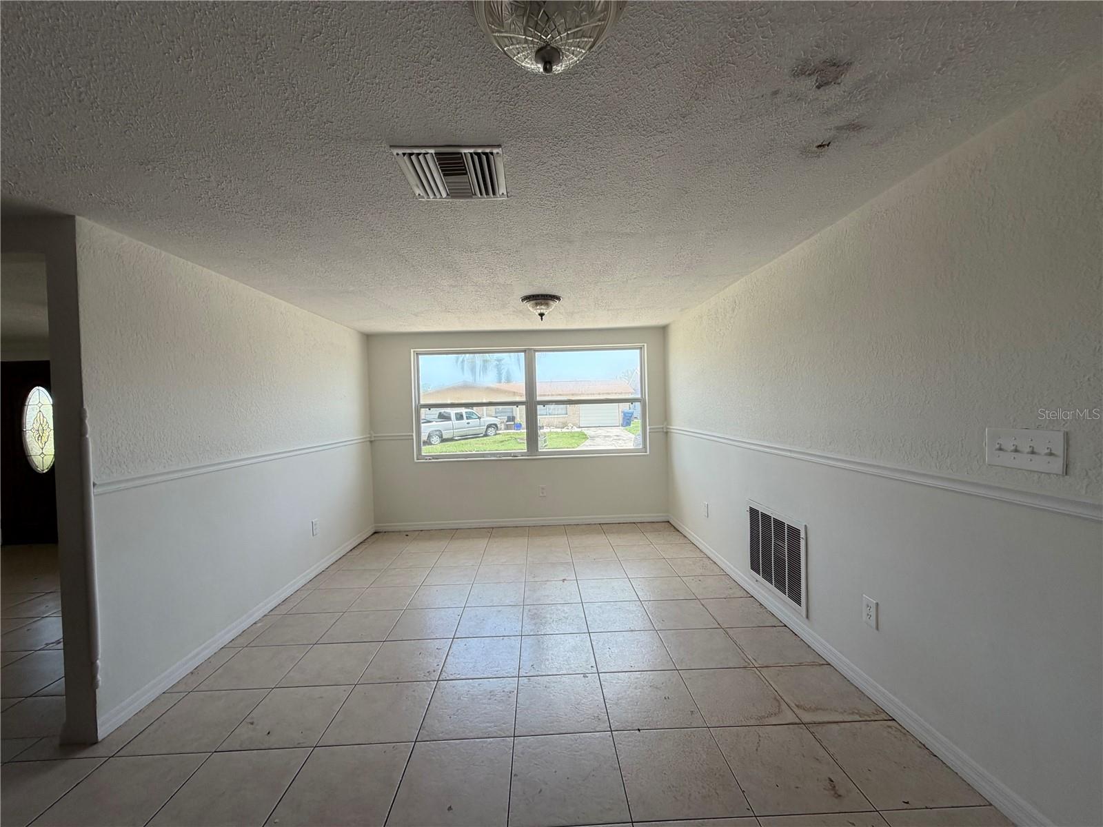 ALOHA GARDENS - Residential