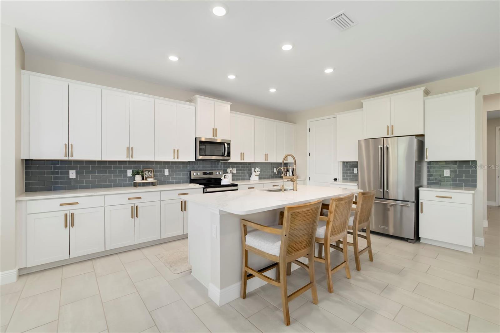 STAR FARMS-PH V-SUB - Residential
