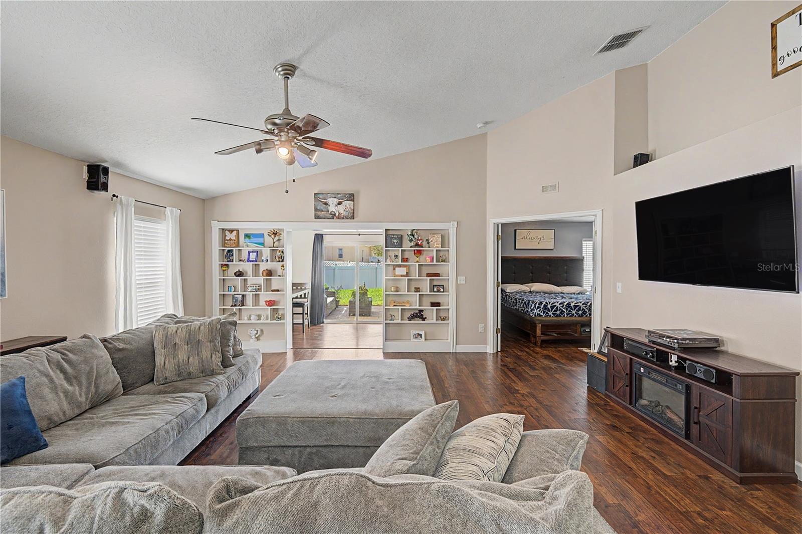 OAK GROVE PH 03 - Residential