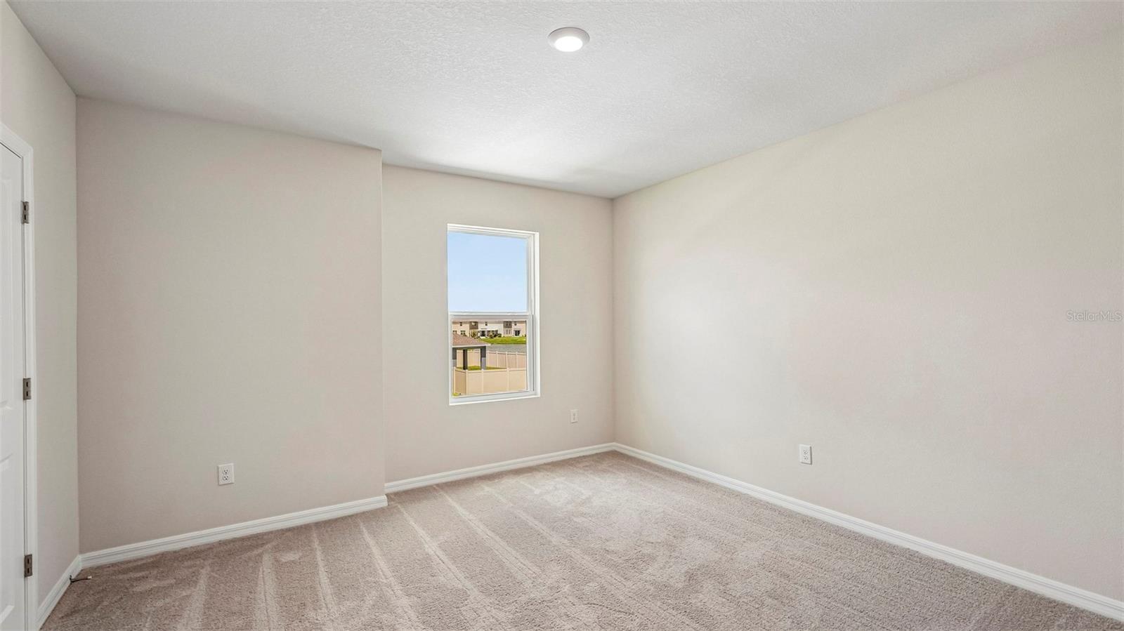 STAR FARMS - Residential