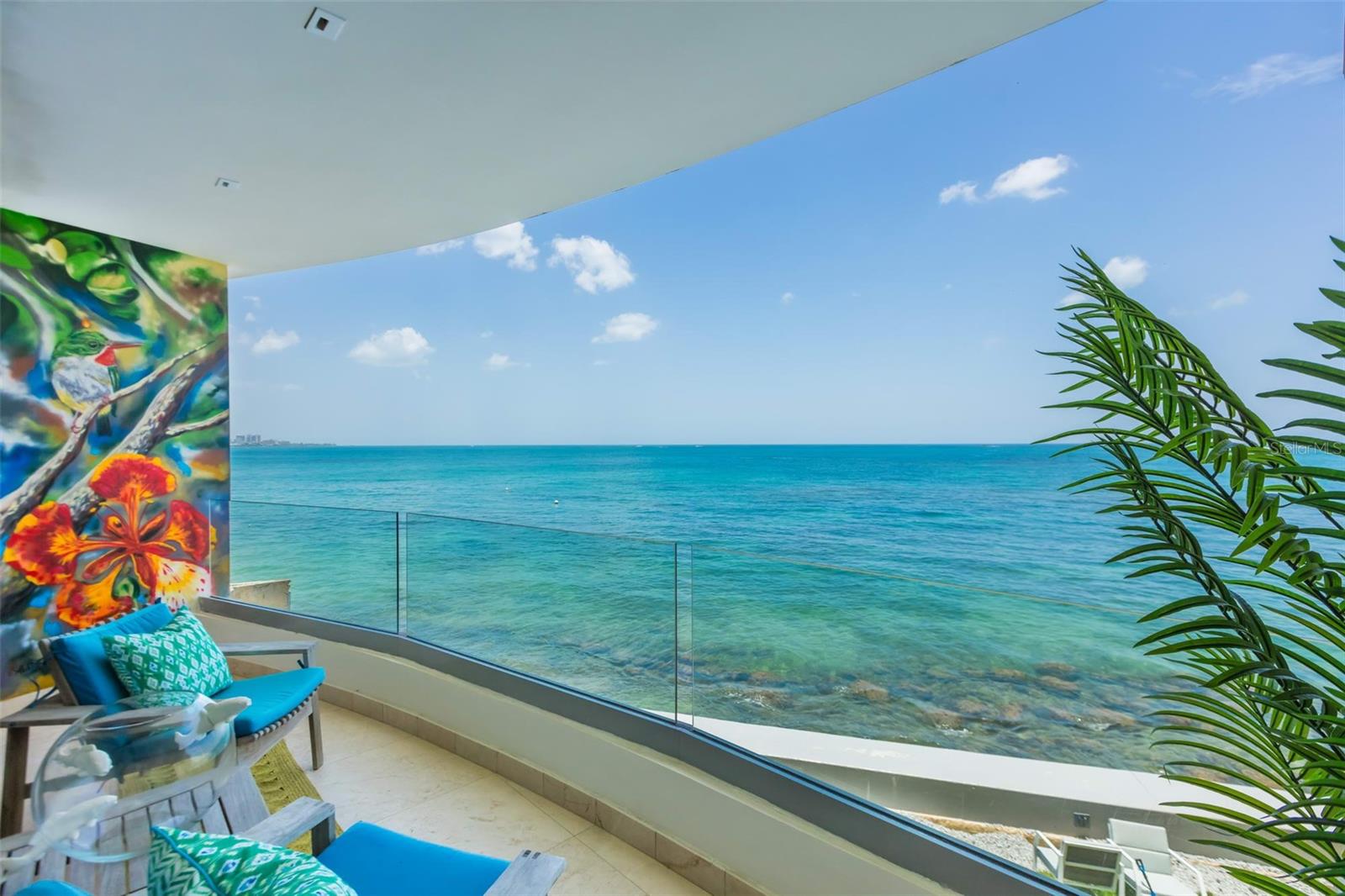 AZURE BEACH - Residential