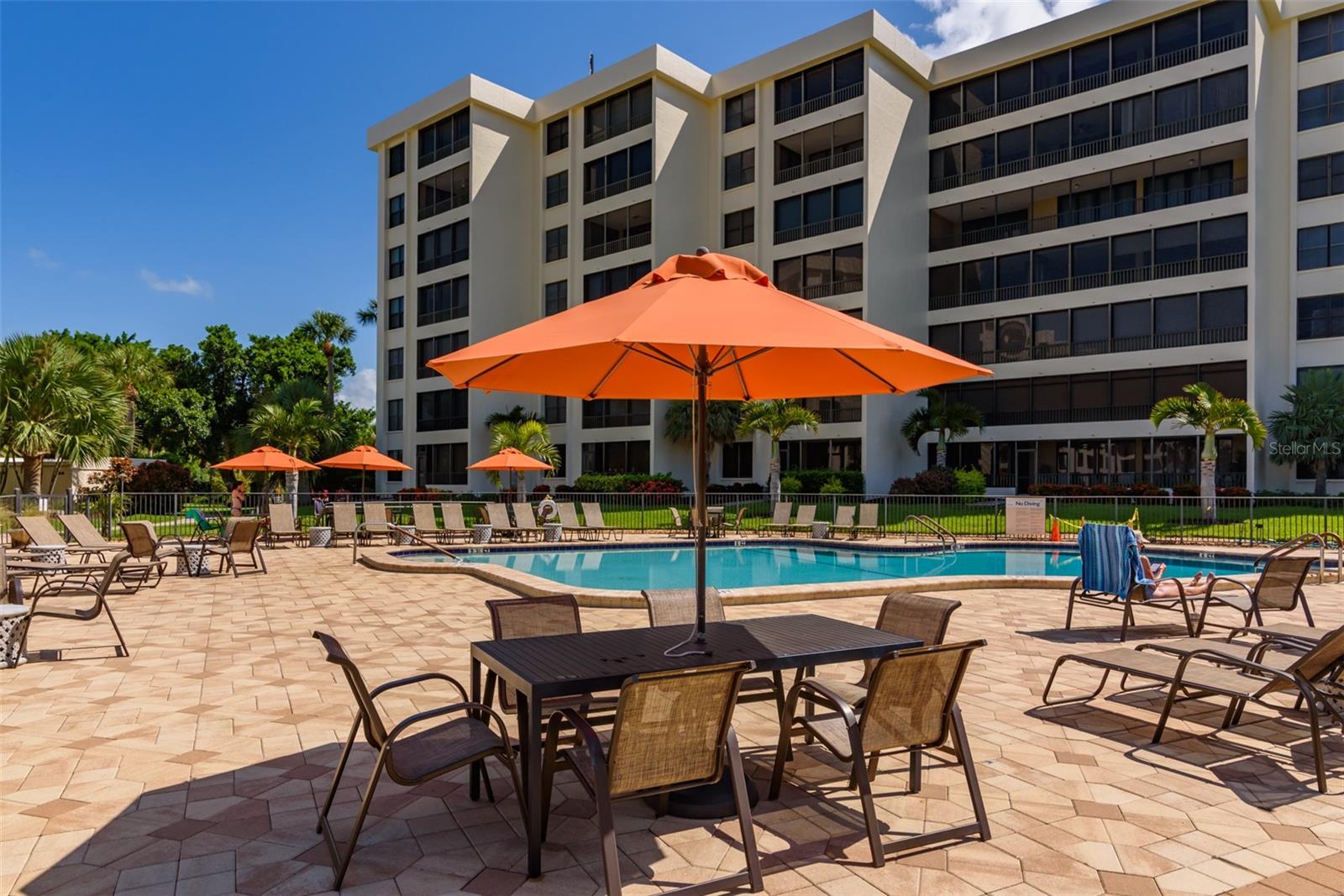 GULF & BAY CLUB PH 2 - Residential