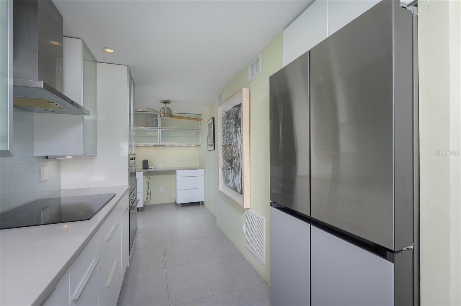 GULF & BAY CLUB PH 2 - Residential