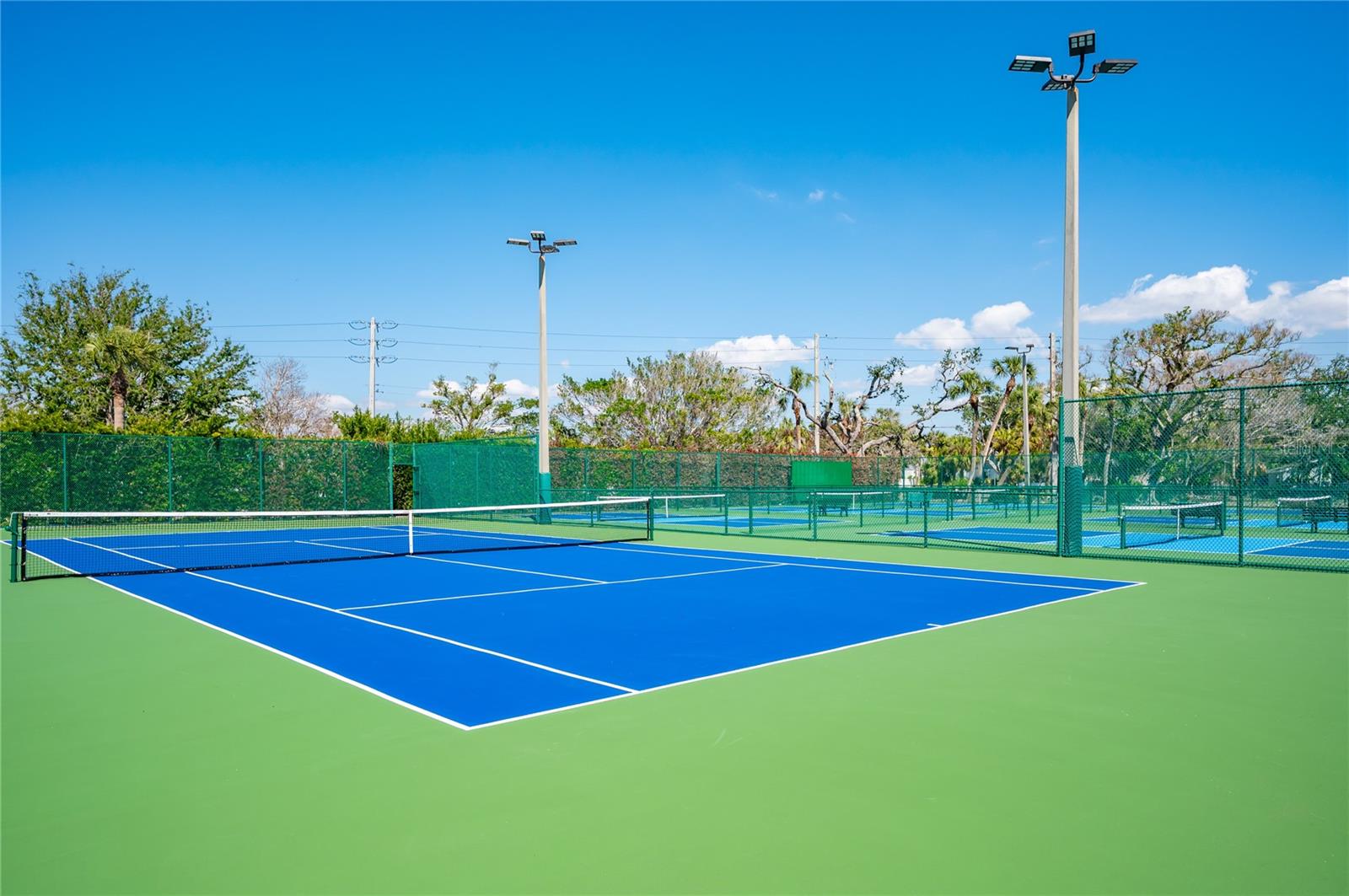 GULF & BAY CLUB PH 2 - Residential